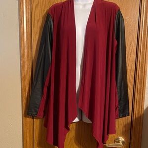 Joan Rivers Burgundy and Black Open Cardigan